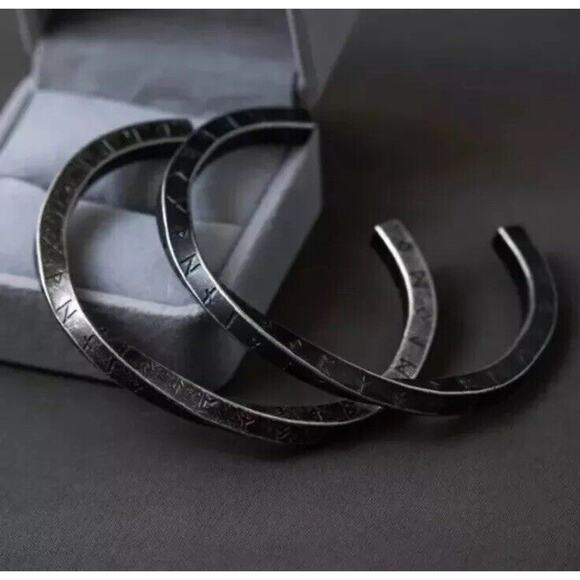 Mens Norse Viking Twisted Runes Stainless Steel Hammered Torc Bangle Bracelet - Picture 8 of 9
